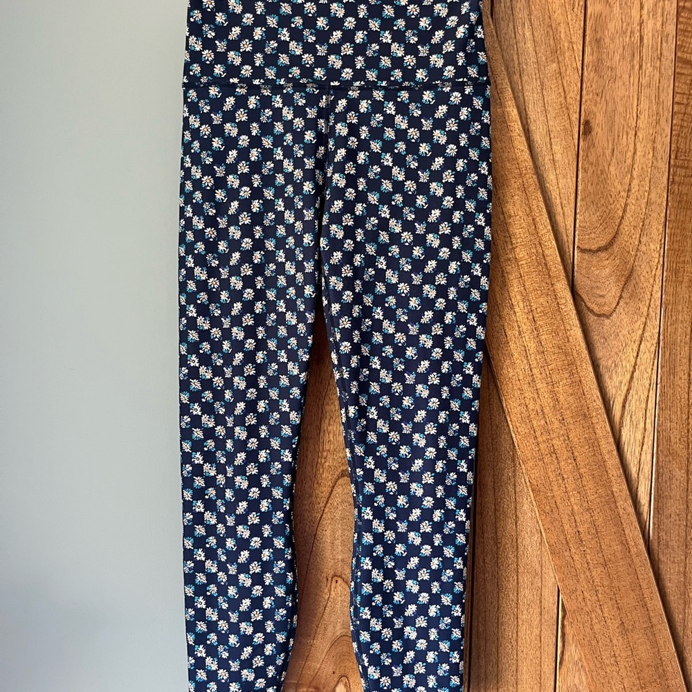 Fabletics Blue and White Sunflower Leggings